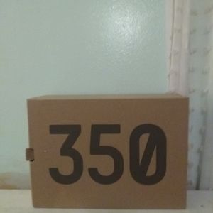 Size 10 Yeezy creme BOX ONLY